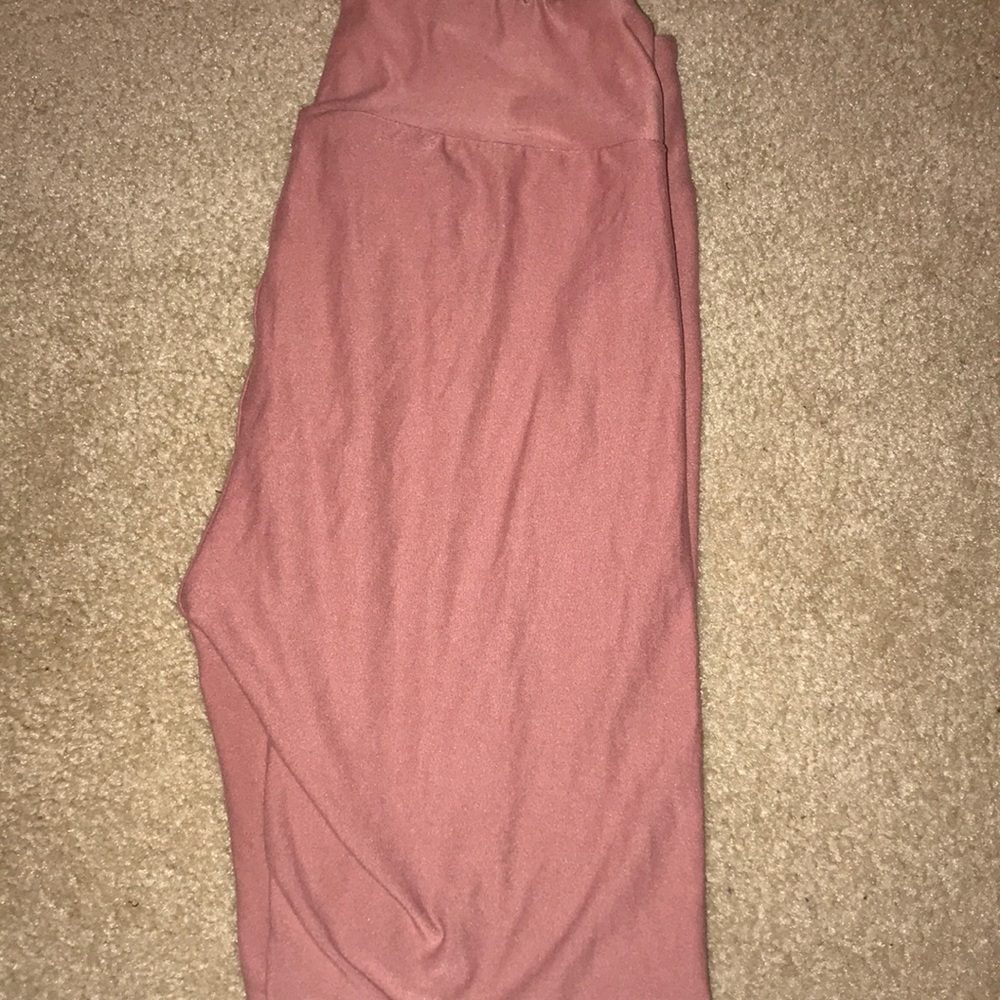 LuLaRoe mauve colored leggings